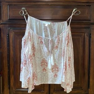 Sun and Shadow cold shoulder top